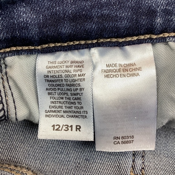 Lucky Brand Sweet Straight Jeans - Picture 11 of 14